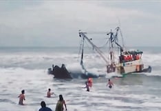 Pescadores rescatan a 11 náufragos de embarcación que encalló en Paita