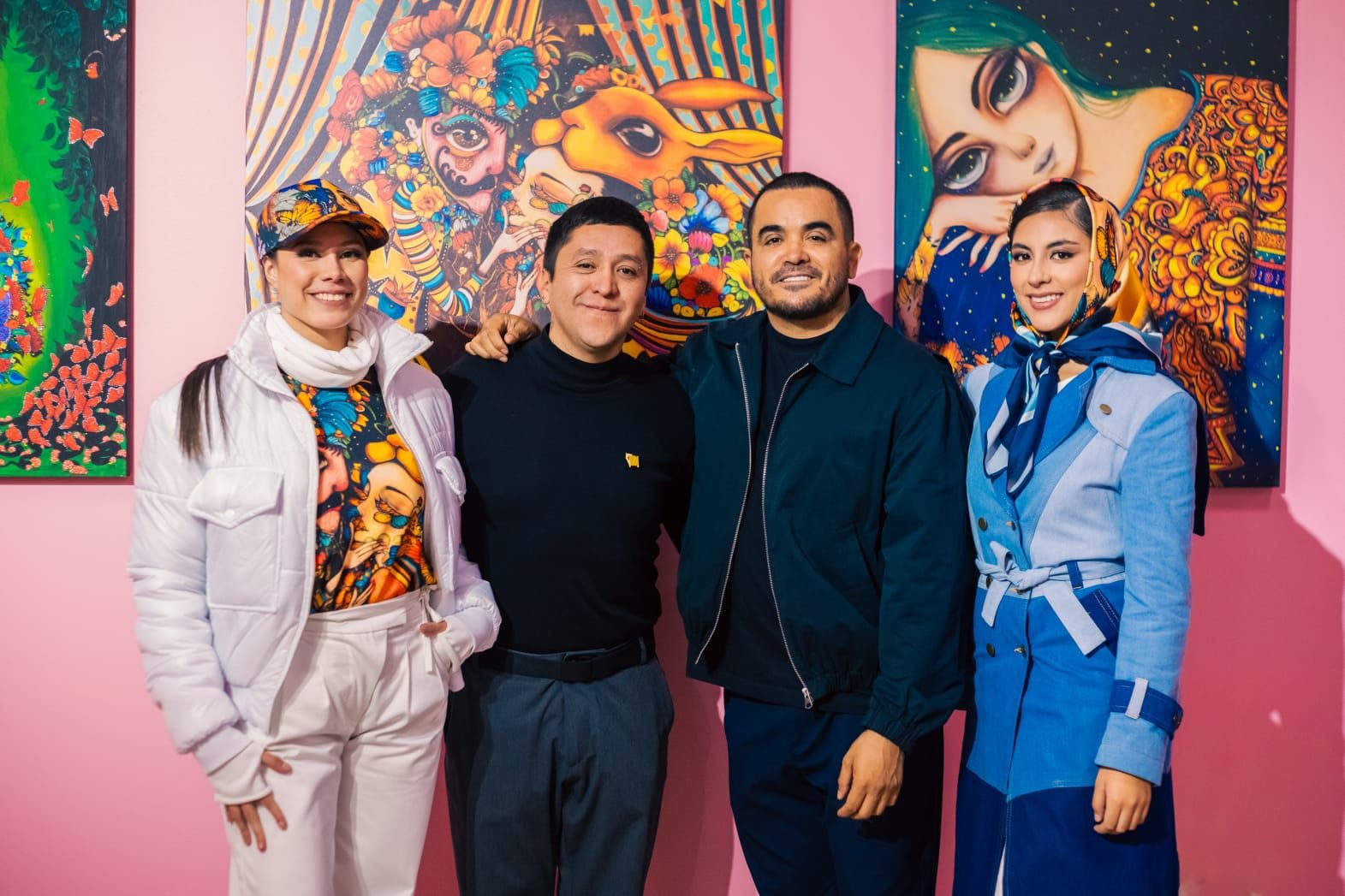 El arte, la moda y la solidaridad se unieron para celebrar los 25 años de trayectoria del artista Joan Alfaro, uno de los máximos exponentes del surrealismo andino contemporáneo en el Perú.