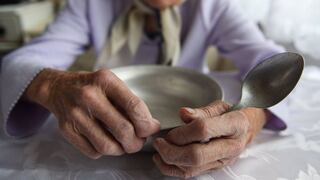 Desnutrición en adultos mayores: Sepa cómo detectarla y tratarla a tiempo