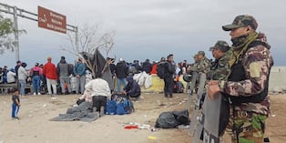 Las fronteras serán militarizadas, confirmó el ministro de Defensa, Rafael Belaunde.