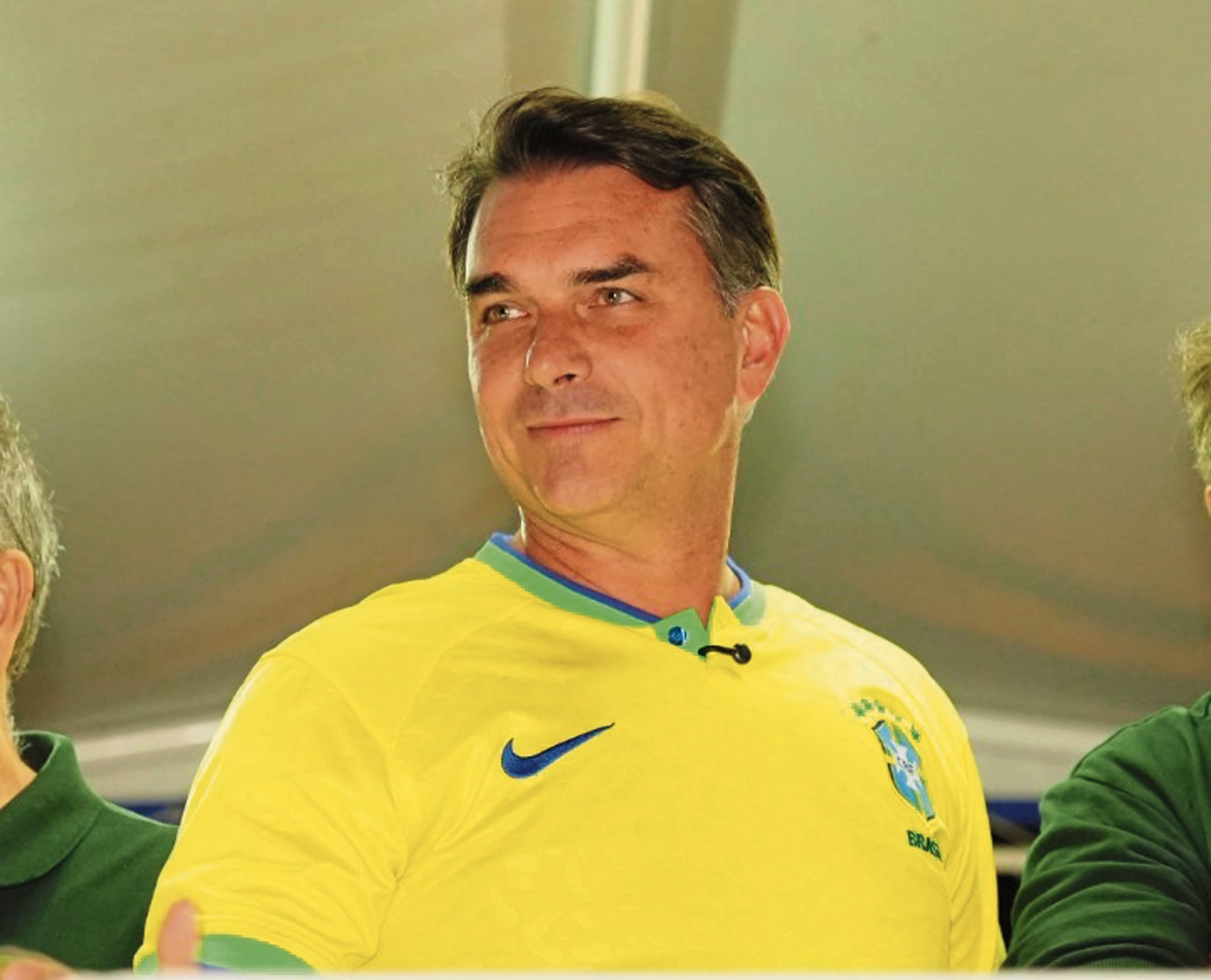 El candidato ultraderechista Flávio Bolsonaro (Partido Liberal) es favorito para ganar en la segunda vuelta.
