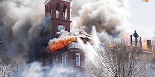 Fuego arrasó con Palacio de Justicia donde condenaron a muchos a muerte y en cuyo patio se ahorcó a decenas de reos, algunos que se declaraban inocentes.