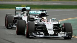 Lewis Hamilton, favorito de la Fórmula 1, dice que "es un placer pilotar” su auto
