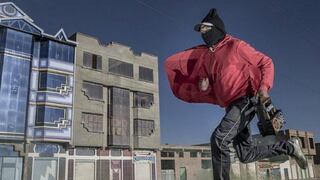 ¿Por qué en Bolivia los limpiabotas se tapan la cara con pasamontañas? 