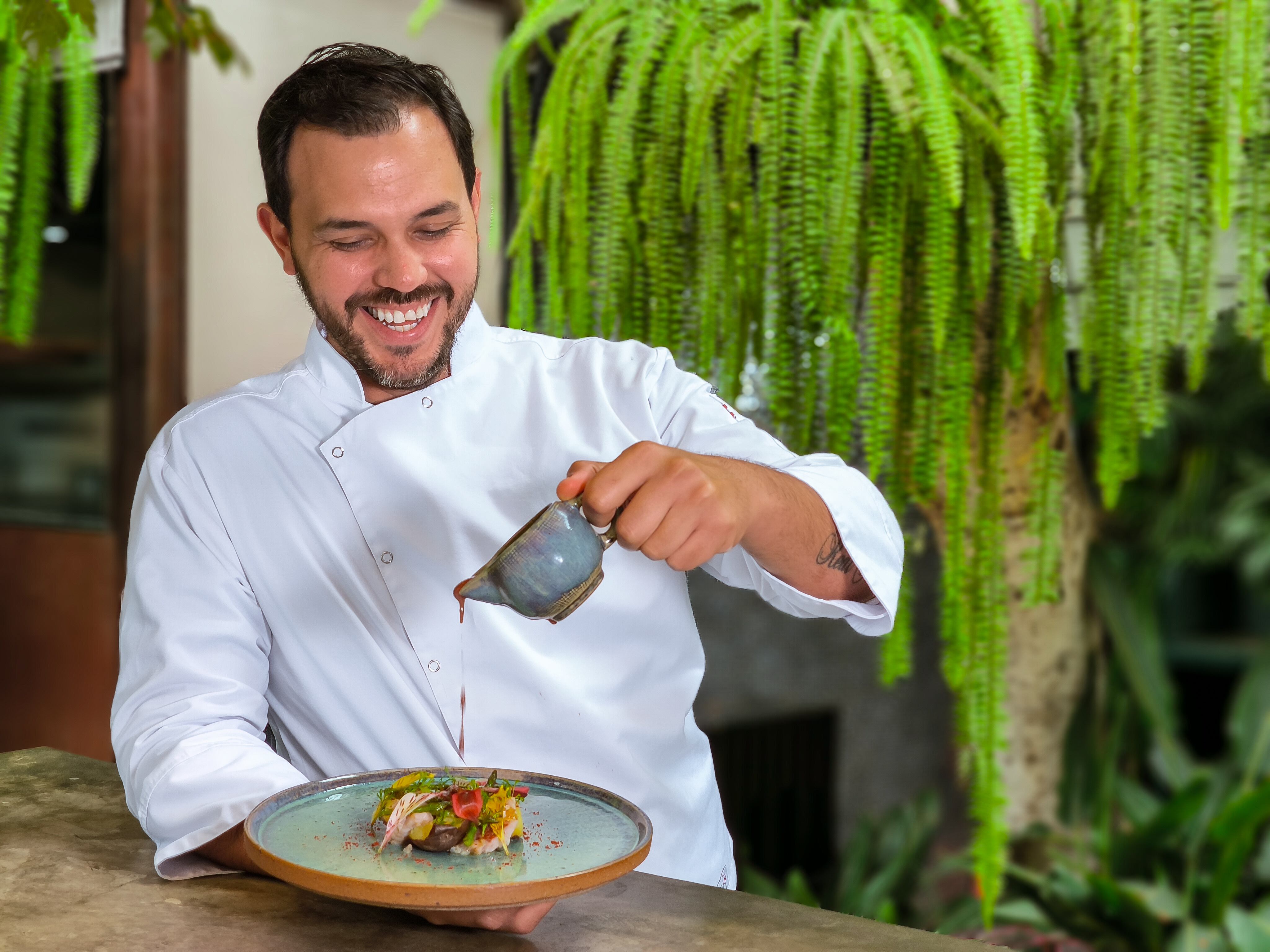 Actualmente, Florence es exploradora de la National Geographic y este año ha sido ganadora de dos becas de Reportaje Dom Phillips del Pulitzer Center RJF.