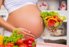 Comer para vivir: Lo que una gestante debe evitar en su dieta