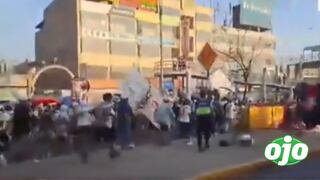 Gresca entre barristas de Universitario y Sporting Cristal causa caos en exteriores de Estadio Monumental (VIDEO)