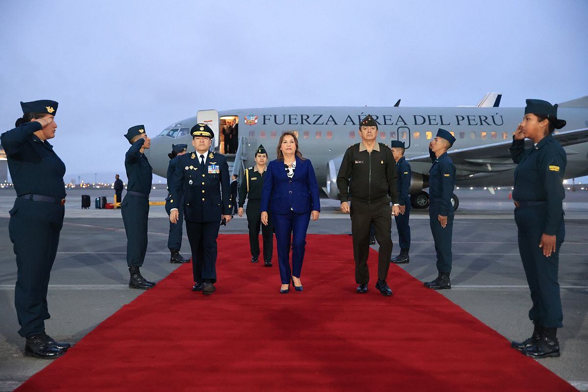 Dina Boluarte y Joe Biden no tuvieron reunión bilateral, provocando la renuncia de Ana Gervasi en la Cancillería. (Foto: Presidencia)