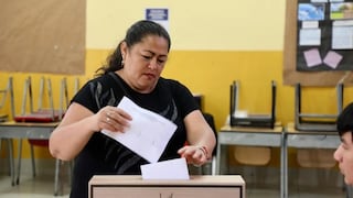 “OJO” entrega gratis cédula de votación no oficial