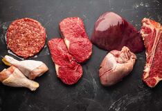 Comer para vivir: ¿Qué es la dieta carnívora?