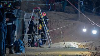 Rescatistas trabajan por cuarto día para salvar a niño caído en un pozo en Marruecos