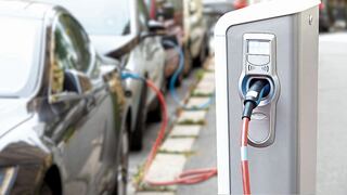 Gobierno plantea incentivos tributarios para importación de vehículos eléctricos