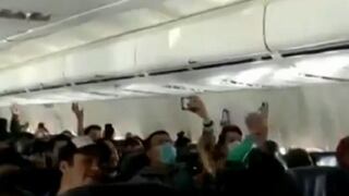 Coronavirus: Mexicanos cantan “Cielito Lindo” al lograr aterrizar en su país tras estar varados en Perú | VIDEO