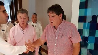 ​Alcaldes peruanos llegan a Colombia y se reúnen con presidente Juan Manuel Santos