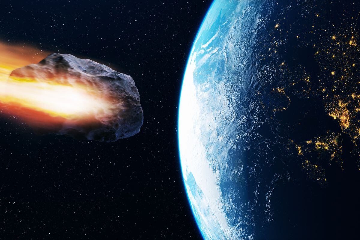 Asteroide es materia de seguimiento para ver su ruta.