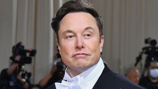 Elon Musk toma compra Twitter y despide a varios ejecutivos