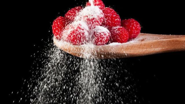 Comer para vivir: Diferencias entre el azúcar refinado y el azúcar natural