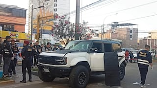 Vestidos se policías matan a cuatro y secuestran a empresario vinculado a la minería ilegal del oro