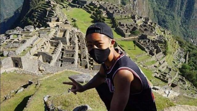 Ciudadano japonés es el primer turista en ingresar a Machu Picchu tras siete meses de espera en Aguas Calientes