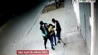 SJM: vecina lanza ladrillos a delincuentes y frustra asalto a mujer en plena calle