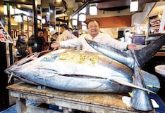 Pagan 3,2 millones de dólares por un atún gigante para preparar sushi