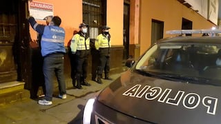 Lima: Clausuran bar clandestino que funcionaba en pleno toque de queda