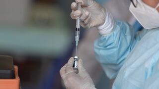 Abuelito muere luego de recibir la vacuna contra el covid-19, pero descartan q ese sea el motivo 