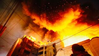 Incendio en Centro de Lima: Más de 50 unidades de bomberos atienden emergencia (FOTOS)