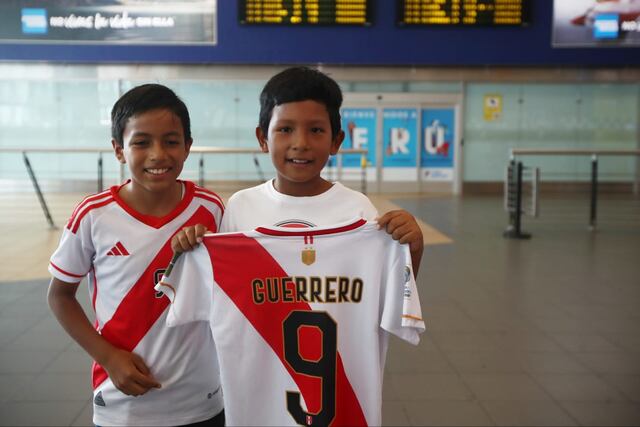 Hinchas de Paolo Guerrero