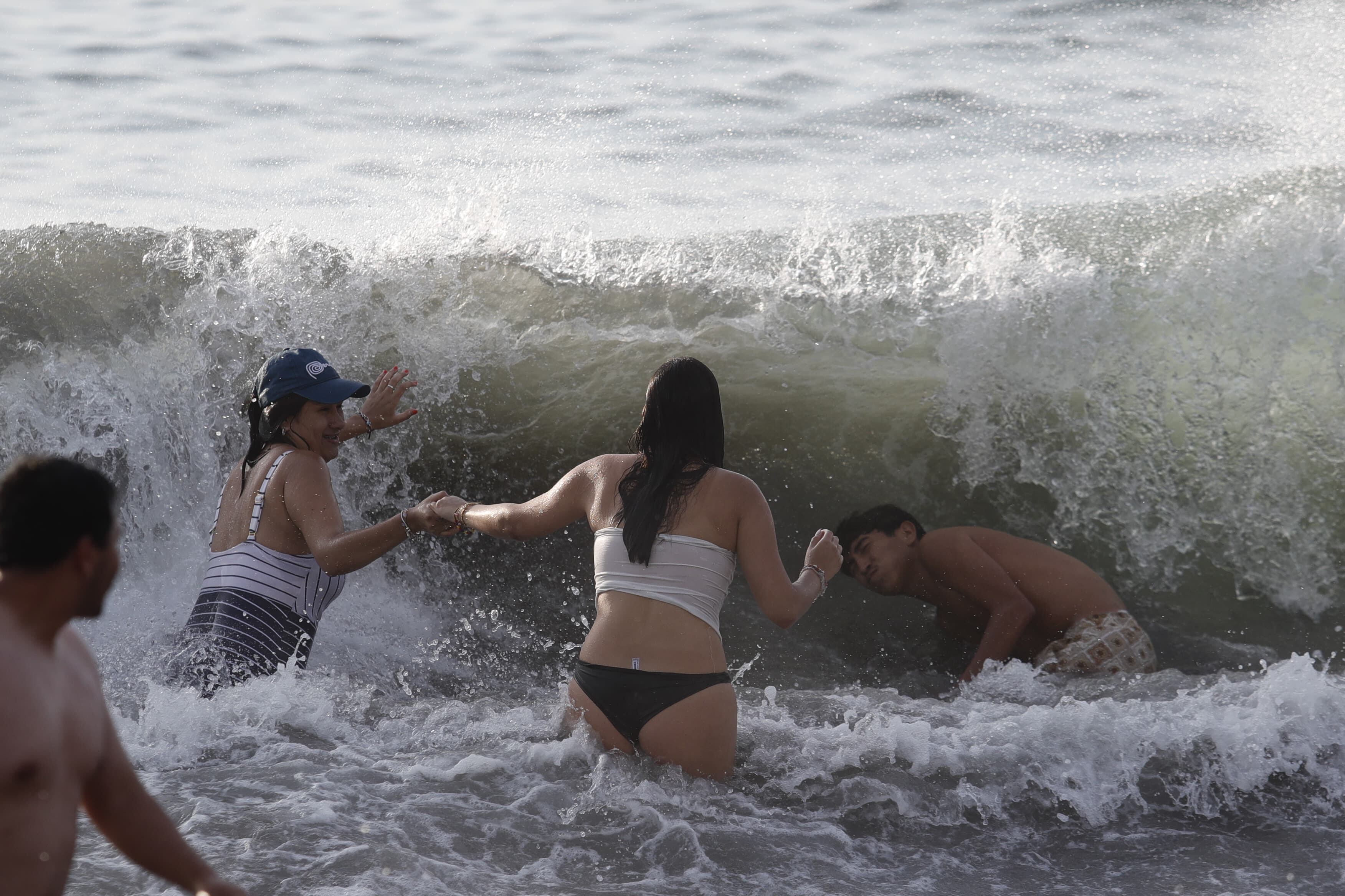Playa Agua Dulce, en Chorrillos.