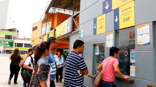 Metropolitano: Malestar en usuarios por alza del medio pasaje