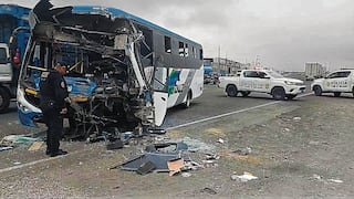 Bus con trabajadores de Camposol choca con volquete y 10 resultan heridos