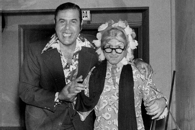 Carlos Miguel Barraza Hora o simplemente Miguelito Barraza, ha hecho reír al país por más de cinco décadas, desde su primera vez en la 'Peña Ferrando' y su posterior aparición en el exitoso programa concurso 'Trampolín a la fama', que conducía el gran Augusto Ferrando y donde ganó un concurso. Foto: GEC Archivo Histórico