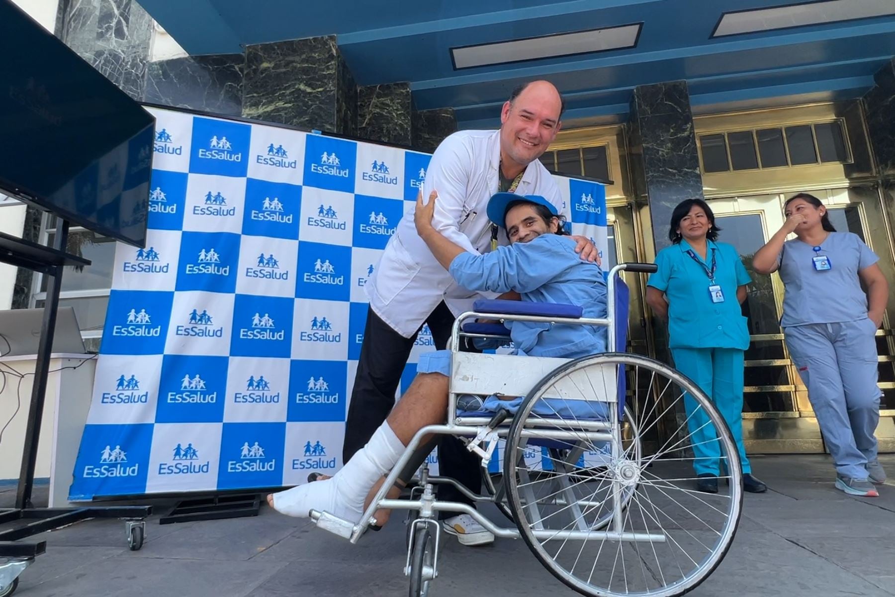 Renzo Carbajal Posada