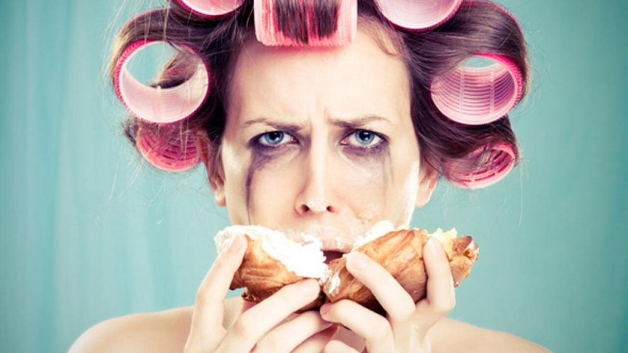 Una dieta balanceada, rica en nutrientes y basada en alimentos naturales, no solo mejora la salud física, sino también contribuye el bienestar mental,.