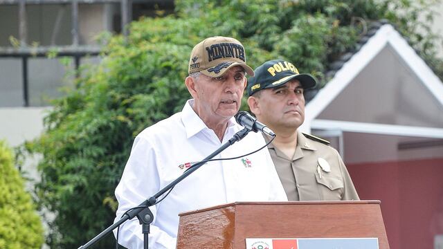 Ministro Víctor Torres dice que se enteró del allanamiento a casa de Boluarte cuando ya estaban ahí