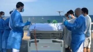 Médicos cumplen el sueño de un anciano con Covid-19: Ver el mar | VIDEO 