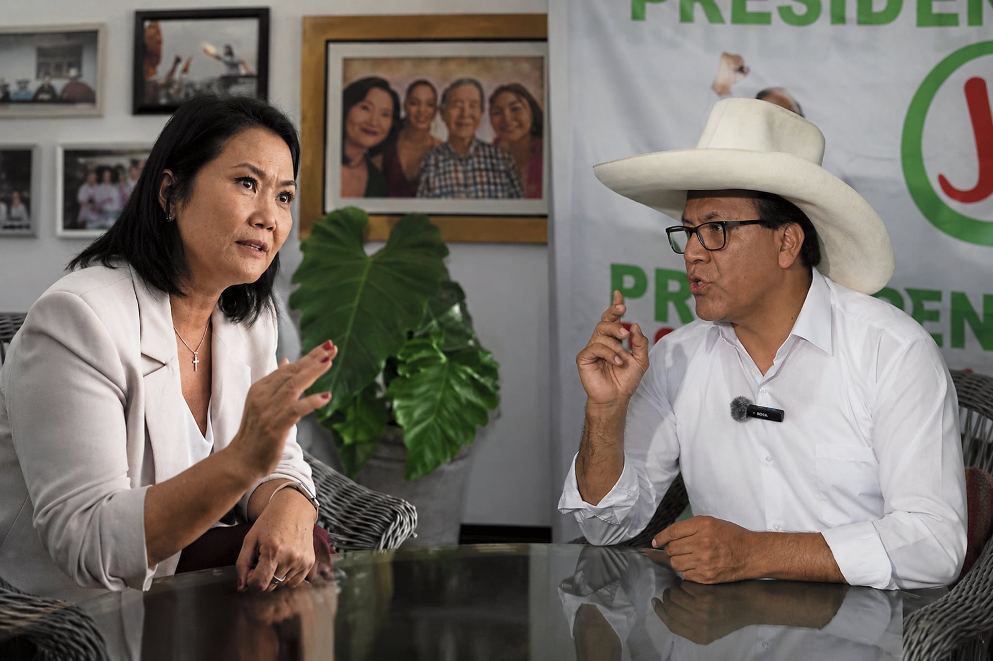 Keiko Fujimori y Roberto Sánchez tienen hoy un duelo clave por ganar votos de los indecisos.