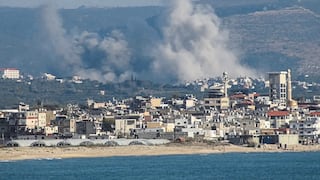 Estados Unidos agarra a bombazos a Irán y toma control del Estrecho de Ormuz