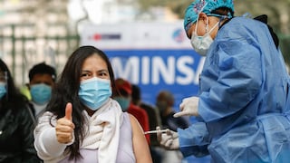 COVID-19: Perú vacunó con ambas dosis a más del 70 % de su población objetivo