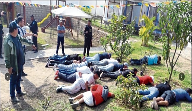 Golpe en bungalow de Cieneguilla permitió capturas de hampones.