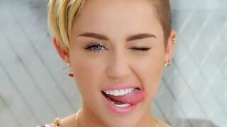 Hacen un tatuaje equivocado a Miley Cyrus y ella no lo sabía [FOTOS]