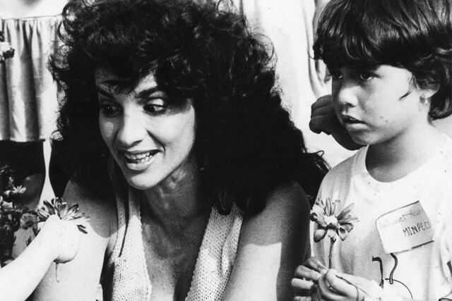 Desde los años sesenta incursionó en el teatro, haciendo espectáculos en Lima, Miami, Washington D.C., La Habana, Madrid y Caracas. Se convirtió en la primera mujer en hacer unipersonales en el Perú. Foto: GEC Archivo Histórico