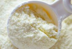 Crean leche materna en polvo que es 95 % parecida a la leche humana fresca
