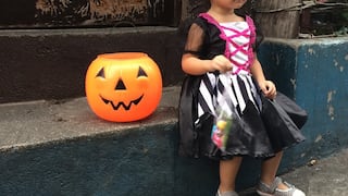 No dejes de ver esta idea para que los niños pidan caramelos en Halloween de forma segura
