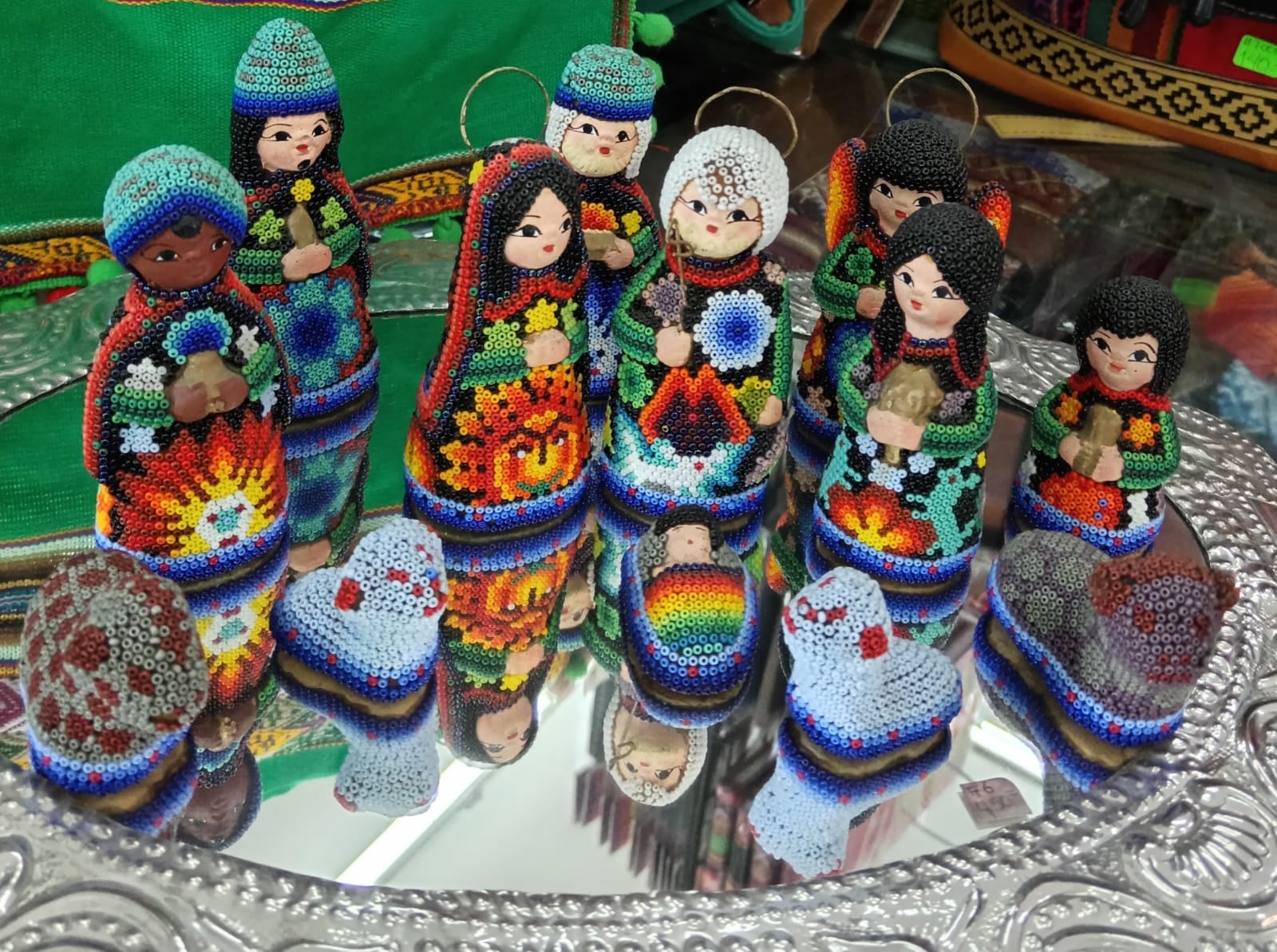 Nacimiento de mostacillas cuesta 980 soles.