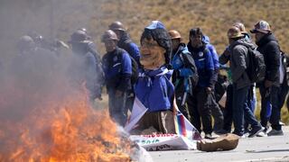 Bolivia: Evo Morales ve quemado su muñeco y al llegar a La Paz amenaza al presidente Luis Arce