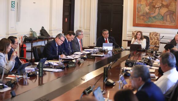 La presidenta Dina Boluarte lideró ayer una nueva sesión del Consejo de Ministros. Foto: Andina.