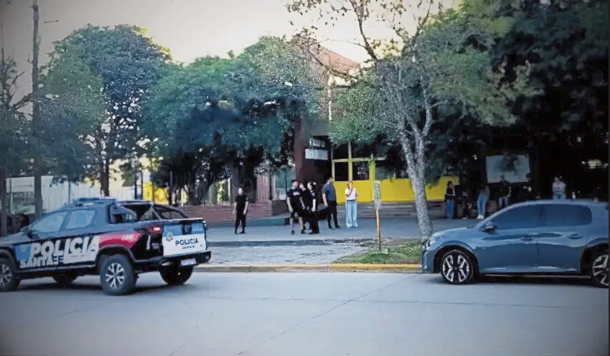 El violento episodio recuerda a lo que pasa en Estados Unidos, país que el presidente argentino Javier Milei admira.