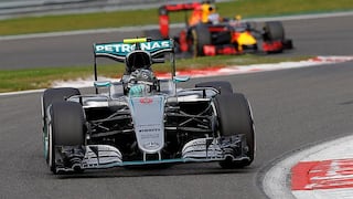 Fórmula 1: Rosberg logra triunfo que es poco por gran carrera de Hamilton 